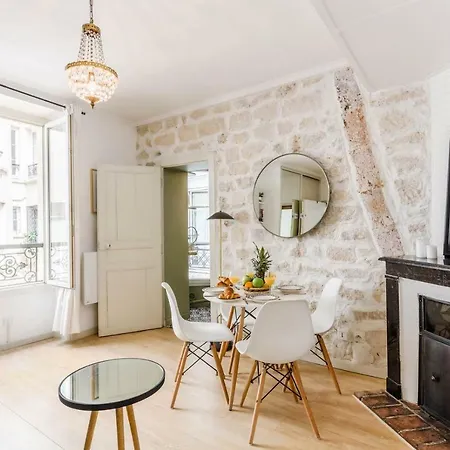 Champ De Mars - Rue Cler Private Apartamento París